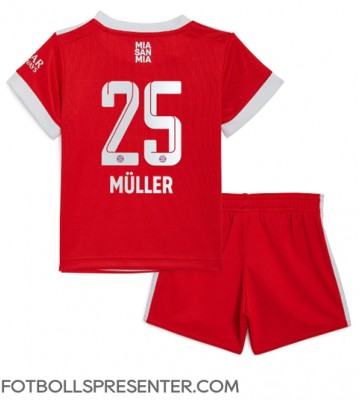 Bayern Munich Thomas Muller #25 Hemmatröja Barn 2022-23 Kortärmad (+ korta byxor)